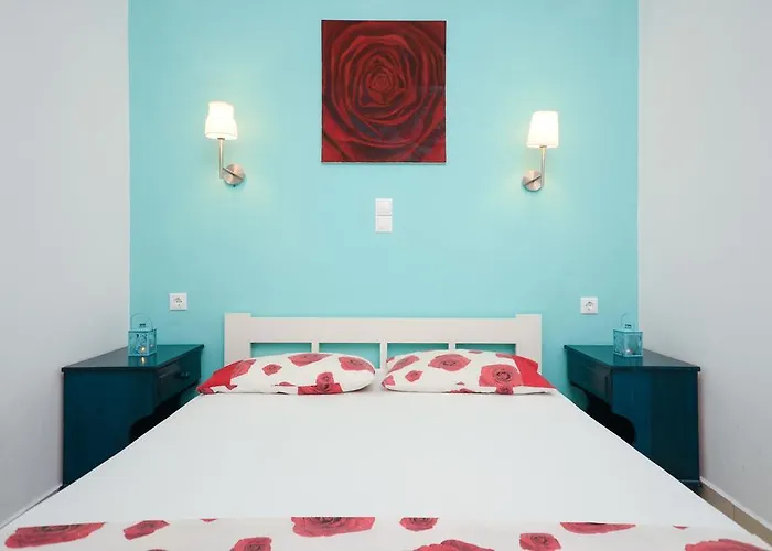 Galazia 3* Naxos City